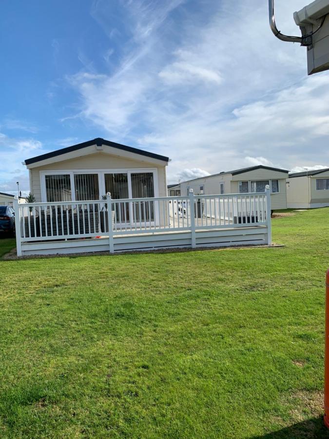Aurora Luxury Beach Lodge Lossiemouth Exterior photo
